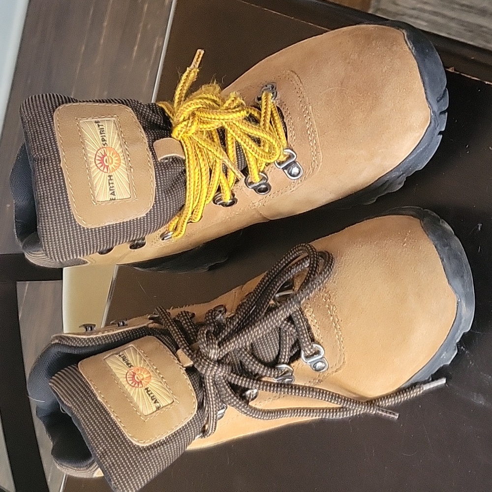 Women's Leather Boots sz 8.5